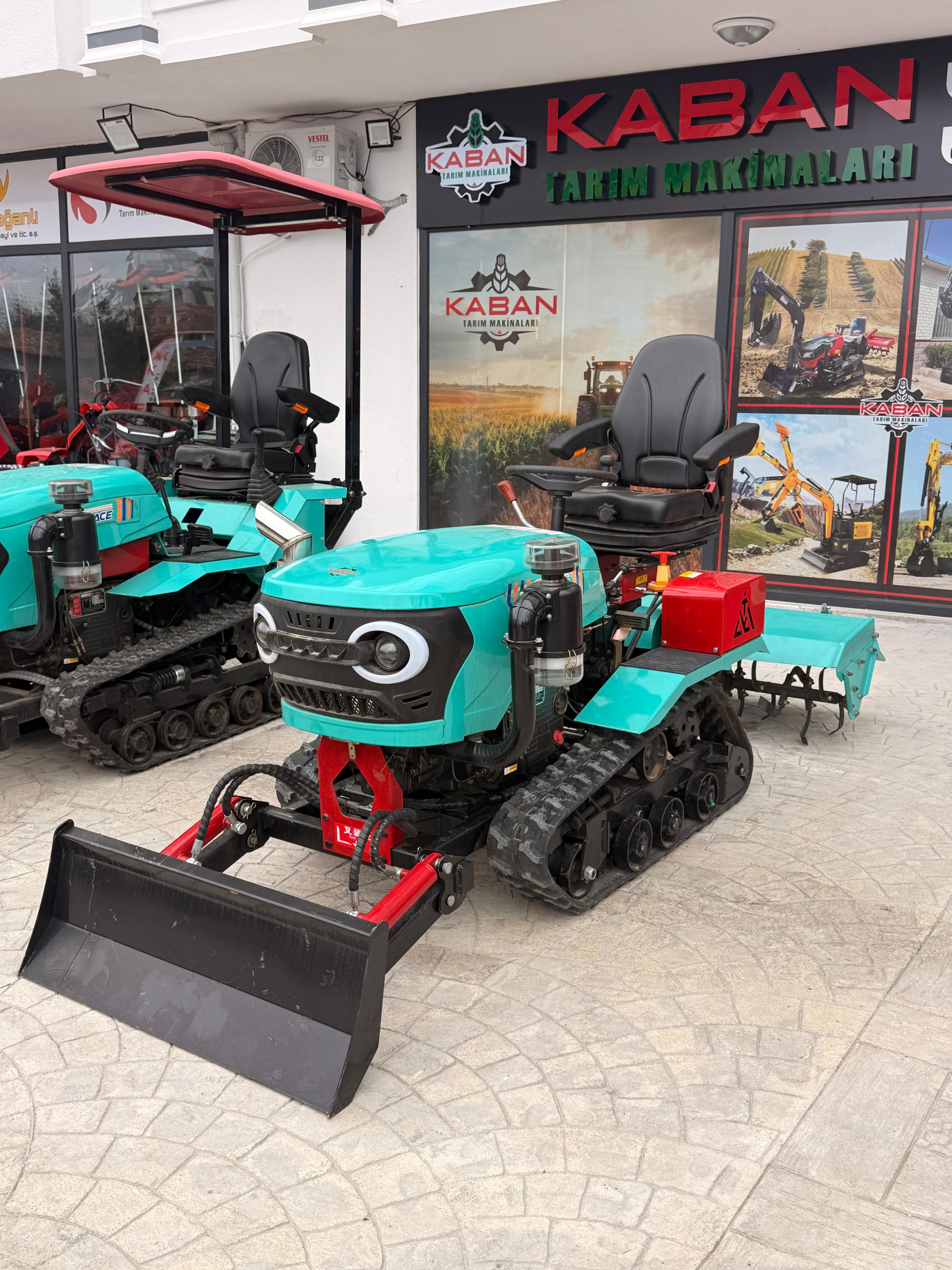35HP DÜZ KÜREKLİ ÇAPA TRAKTÖR