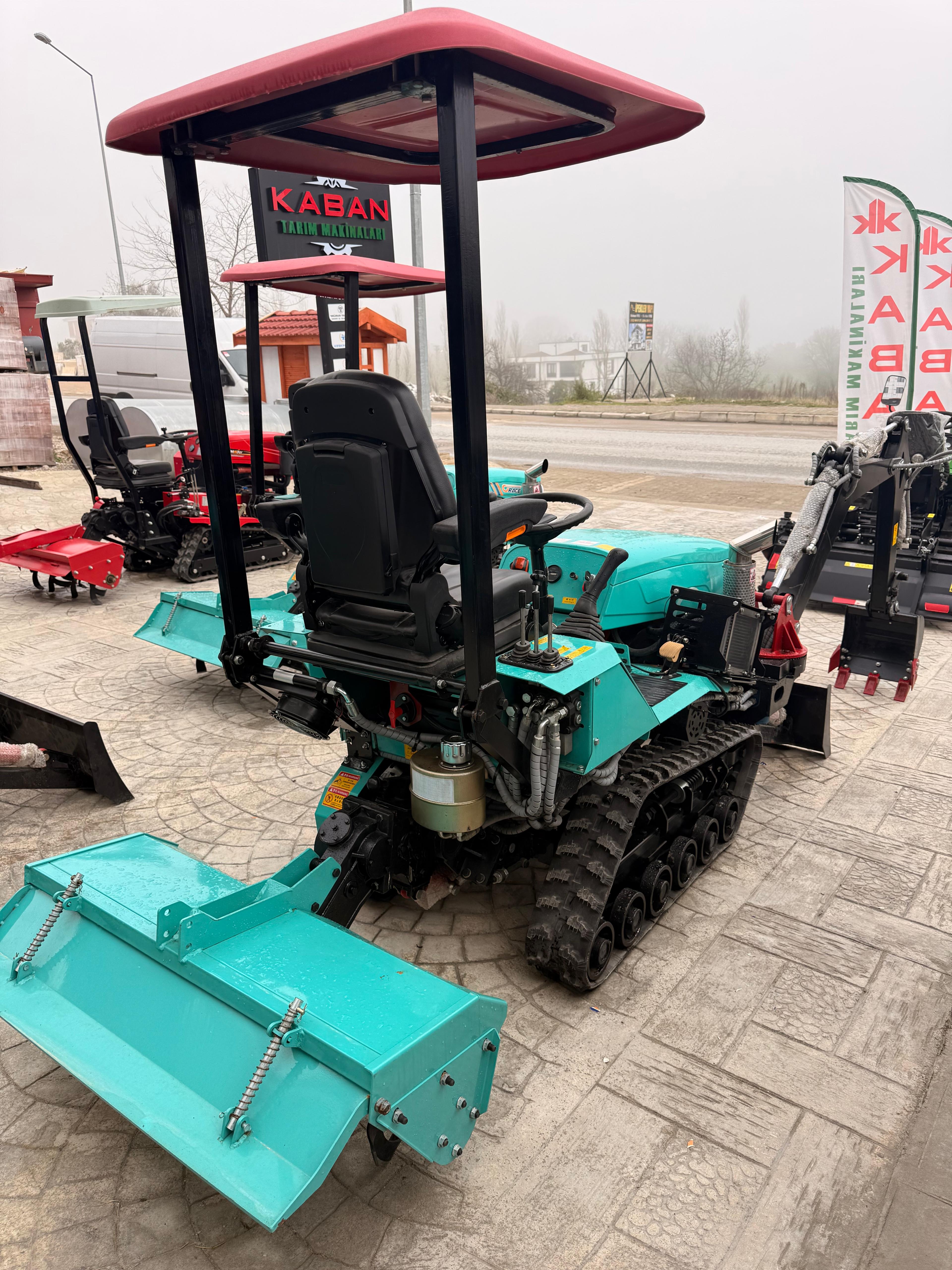 35HP EXCAVATÖRLÜ PALETLİ TRAKTÖR