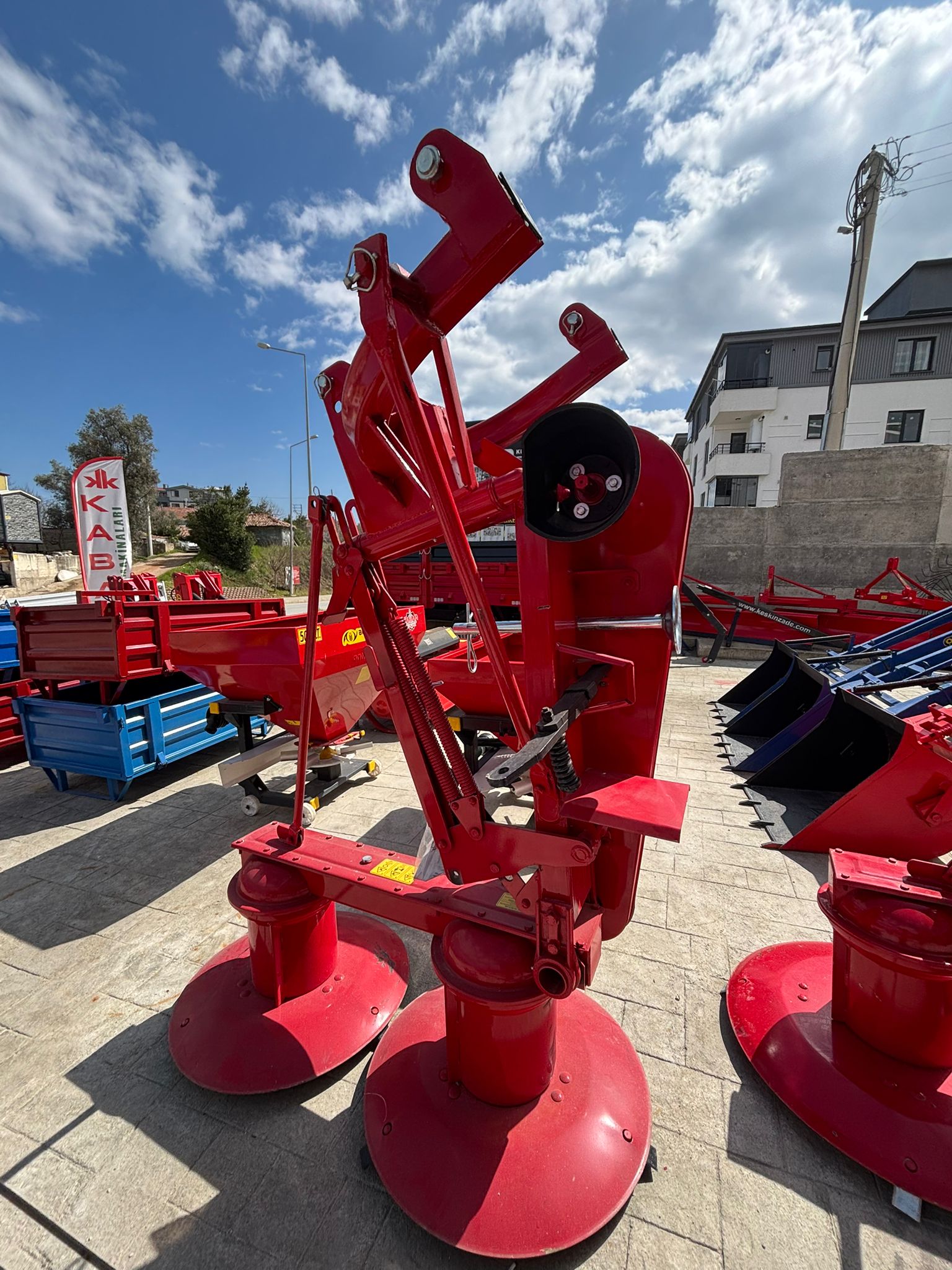 165 TAMBURLU ÇAYIR BİÇME MAKİNESİ