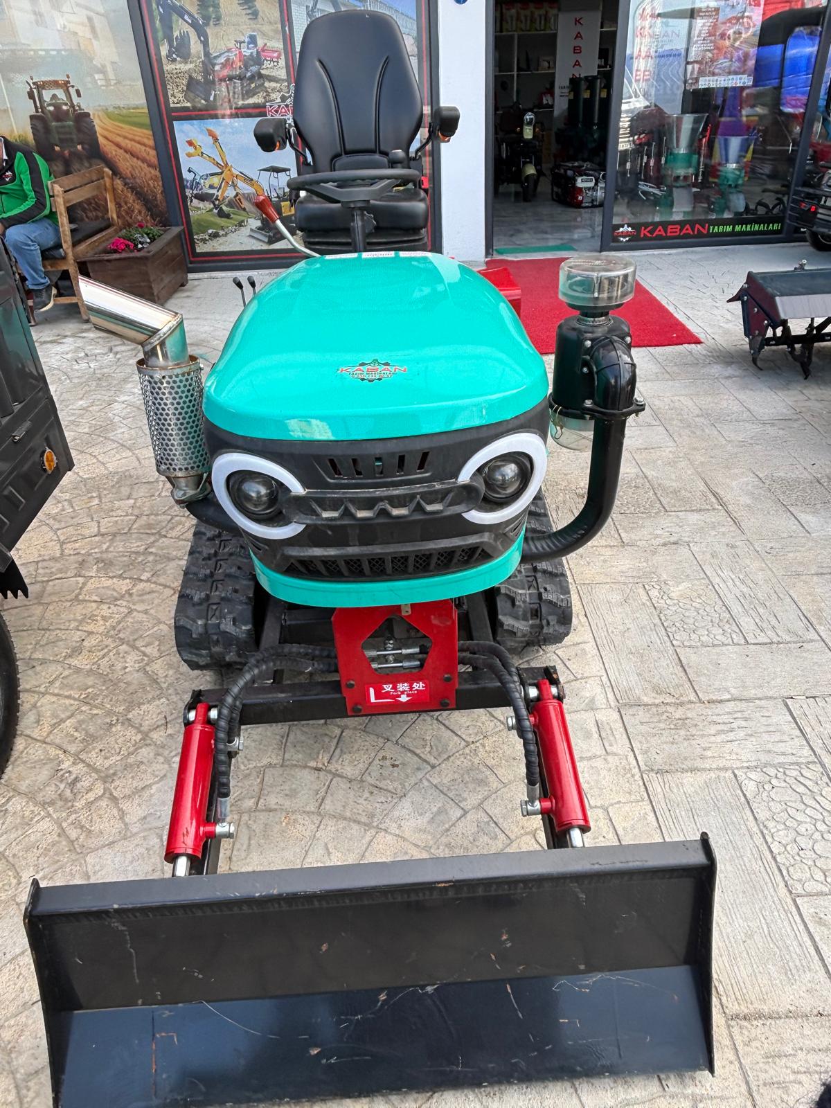 35 HP PALETLİ DÜZ YENİ NESİL PALETLİ TRAKTÖR